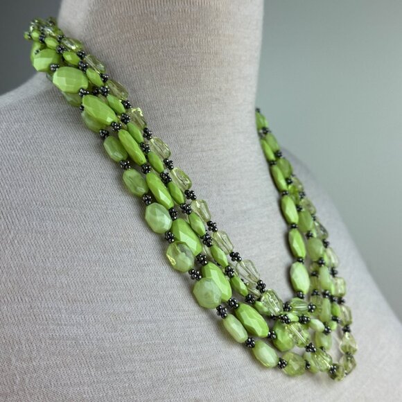 Multi-Strand Five 5 Strand Green Plastic Bead Statement Fashion Necklace 24-26" - Picture 4 of 8